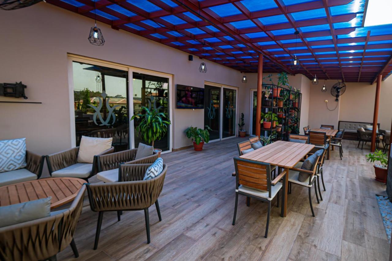 Wali'S Suites Abuja Exterior photo