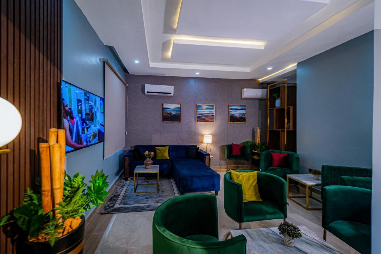 Wali'S Suites Abuja Exterior photo